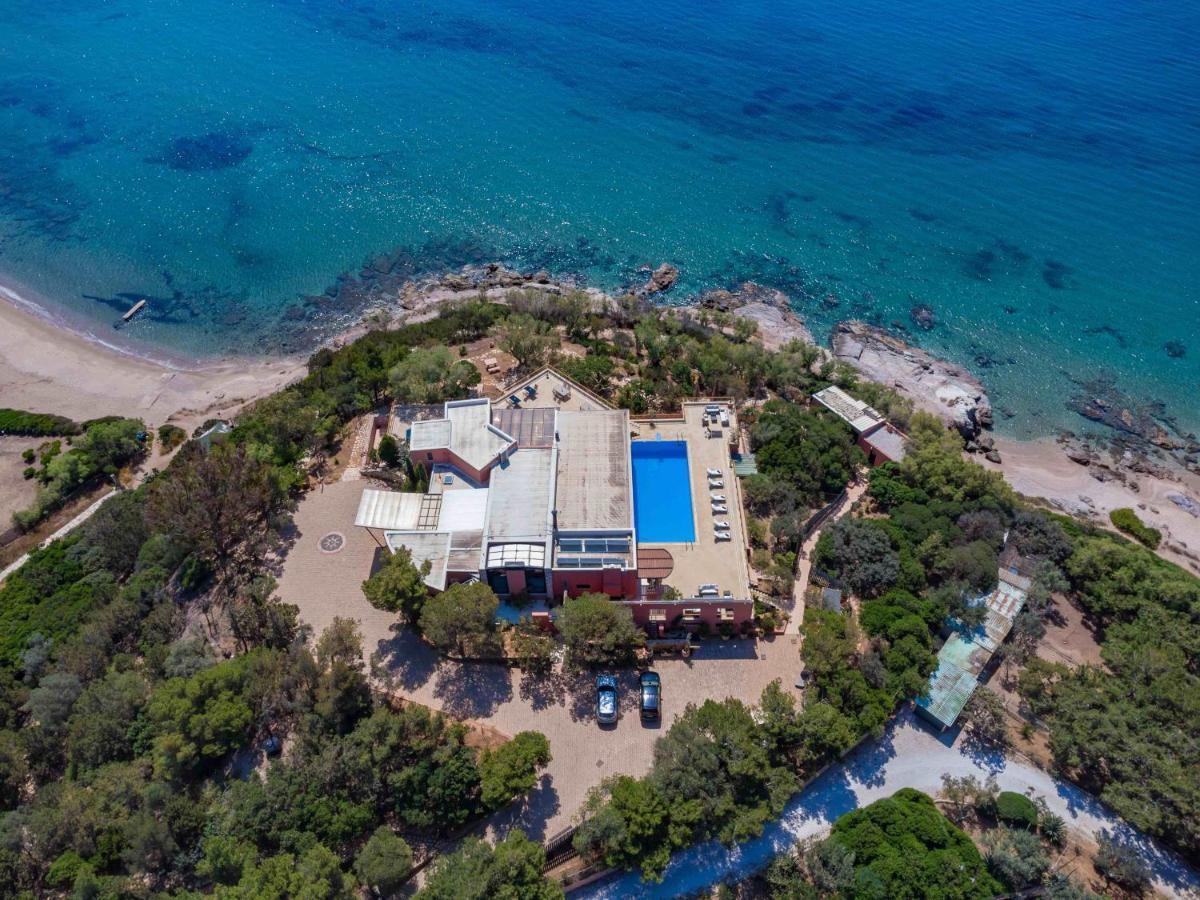 Black Diamond Beachfront Pool Villa Pasithea In Sounio, Athens Sounion Exterior photo